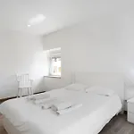 Casa Ribeiro Local *