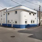Сasa de vacaciones Casa Ribeiro Local São Martinho do Porto